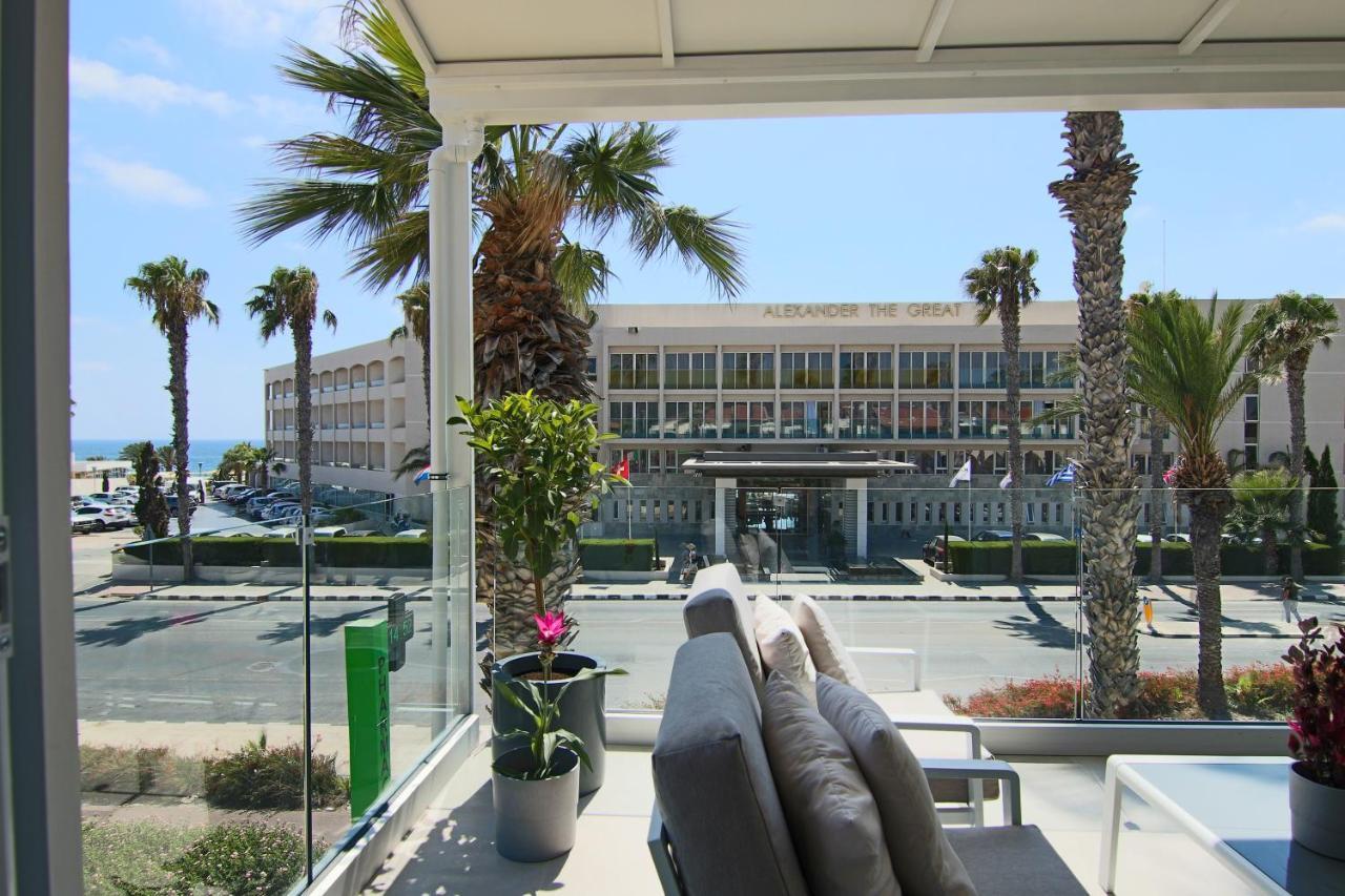 Ferienwohnung Phaedrus Living: Seaview Luxury Flat Limnaria 114 Paphos Exterior foto